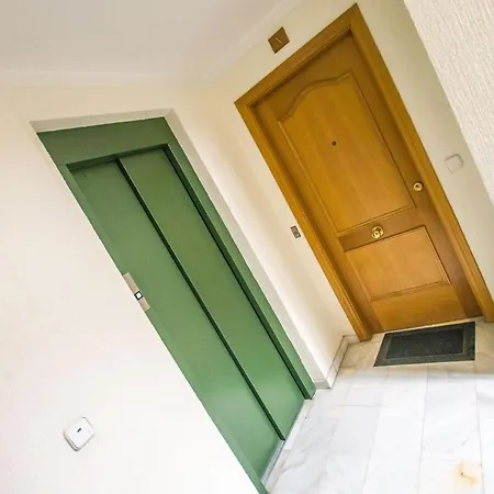 Apartamento Ibericabeds Rejas Basic